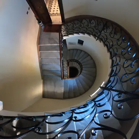 Virgilio بيت ضيافة 4*